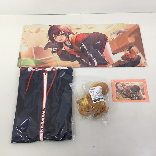 【中古】 hi◇66 hololive ホロライブ 夏色まつり 活動6周年記念 グッズセット ポストカード 「一緒にゲームしよ」ワイドラバーマット おそろいゲーミング衣装パーカー まつりすぬいぐるみキーホルダー