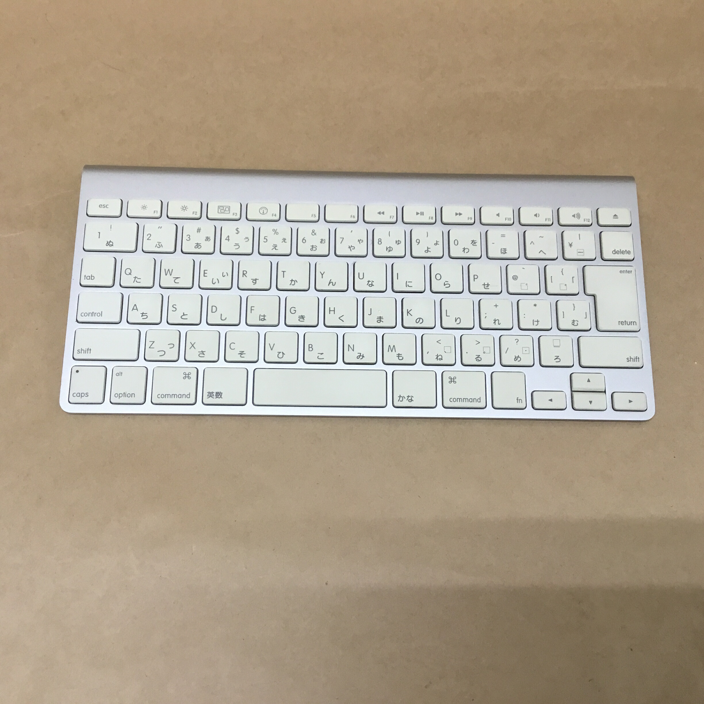 良品 JIS MAGIC KEYBOARD & MOUSE 2 アップル純正 アウトレット】Apple アップル 純正 Magic Keyboard（テンキー