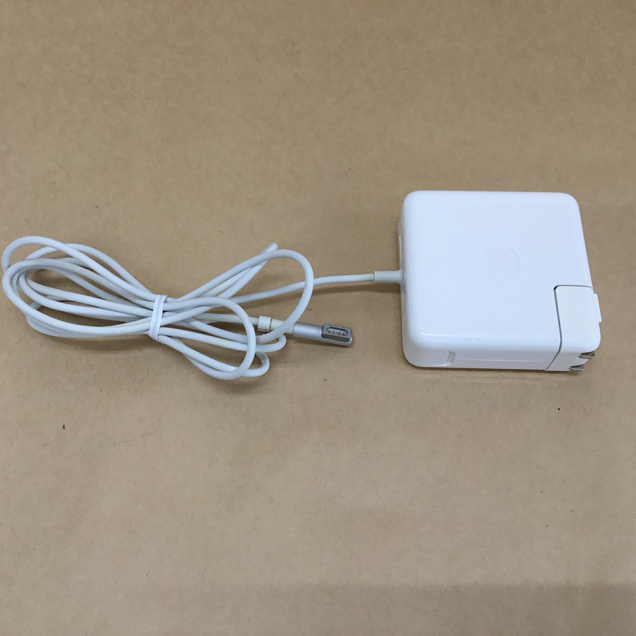 楽天市場】[中古]純正部品 アップル Apple 60W MagSafe2 T型