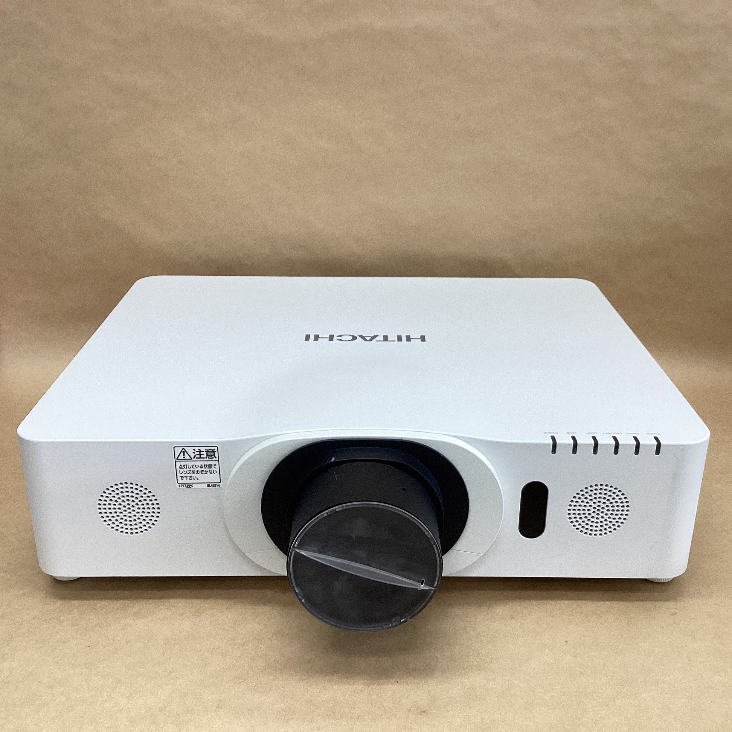 【中古】 照明ランプ当て嵌める220第四次元 日立 3LCD映写機 CP-WU8450JF 5000ルーメン WUXGA 電動水晶体うつり変わり HDMI相応う D-SUB HDMI有線テレビ 貨物輸送 無料 14時までの ご申しつける 即日送りとどける