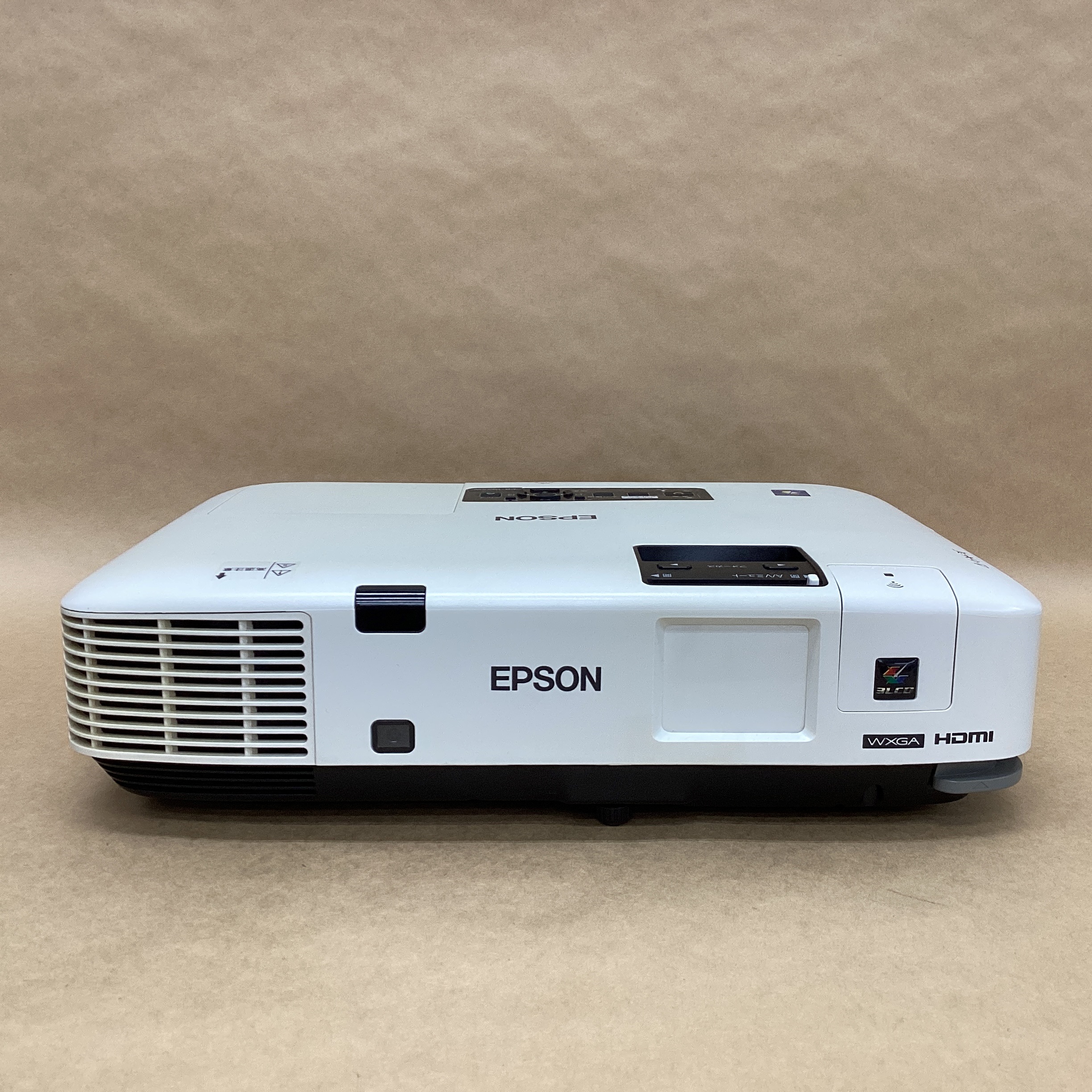 【中古】 照明ランプ当て嵌める1770第四次元 エプソン 商行為映写機 EB-1925W 4000ルメーン WXGA HDMI相応う 有線ローカルエリアネットワーク相応う D-SUB HDMI有線テレビ 遠隔操作 貨物輸送 無料 14時までの ご申しつける 即日送りとどける