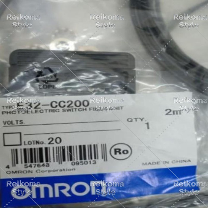 新品◆OMRON オムロン E32-CC200 2M 用 ファイバセンサ◆6ヶ月保
