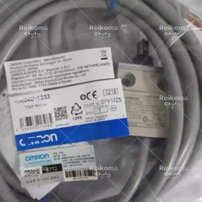 【新品★適格請求書★税込】10個セット OMRON オムロン D4C-1233 リミットスイッチ【６ヶ月保証】 39,845円