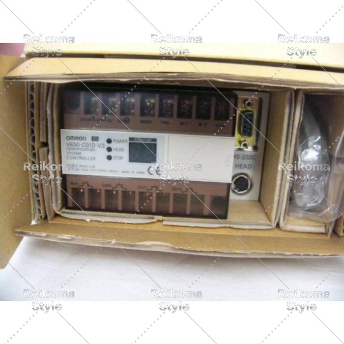【新品★適当お願いごと書★税込】OMRON オムロン RFID取り合わせ制御装置 V600-CD1D-V3 【６ヶ月引き受ける】