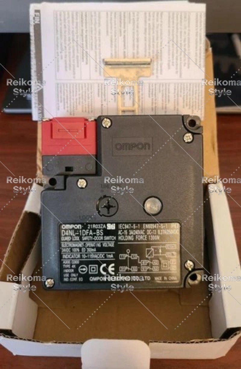【新品★適格請求書★税込】OMRON D4NL-1CFG-B4S 小形電磁ロック セーフティドアスイッチ 【6ヶ月保証】