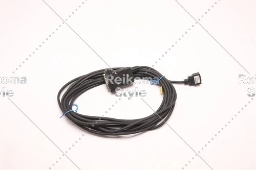 【新品★適当お願いごと書★税込】OMRON/オムロン CV500-CIF01 【６ヶ月引き受ける】