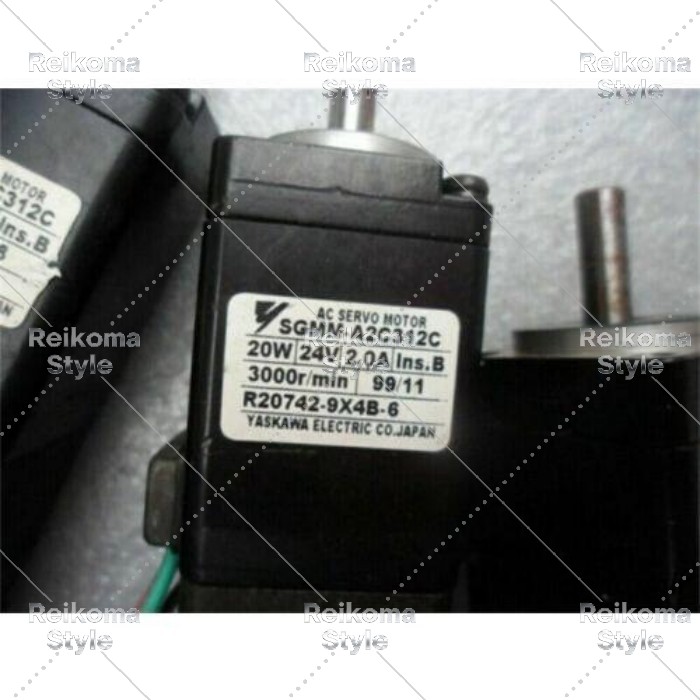 【新品★適当お願いごと書★税込】YASKAWA SGMM-A2A312C 【６ヶ月引き受ける】
