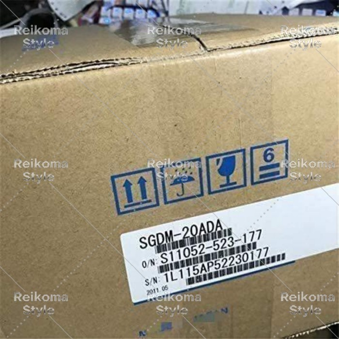 【新品★適当お願いごと書★税込】YASKAWA 電機 SGDM-20ADA サーボ１番ウッド 【６ヶ月引き受ける】