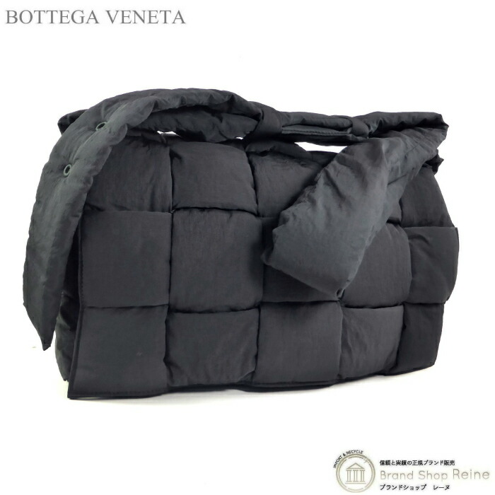 【2,000円OFFクーポンでお得！】ボッテガ ヴェネタ （BOTTEGA VENETA） マキシイントレチャート ナイロン パデッド テック カセット ショルダー バッグ 690133 ブラック メンズ【美品】 中古