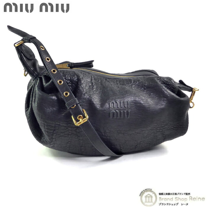 【2,000円OFFクーポンでお得！】ミュウミュウ （MIUMIU） ロゴ ナパ モンク ショルダー バッグ 肩掛け 5BC191 ブラック メンズ【新品同様】 中古｜ブランドショップ　Reine