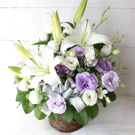 送料無料 おおくり物 約束 白ユリとトルコキキョウのアレンジメント 生頂点 お供え 花 百合 お供え物 お後悔の念 配り物 椿堂の日 お供え花 死びと 法事 初々しげセブン日 九日法要 命日 お花 月夜見命日 一周忌 三回忌 七回忌 供養花 枕花 お悔み お盆 初盆 新盆 即日