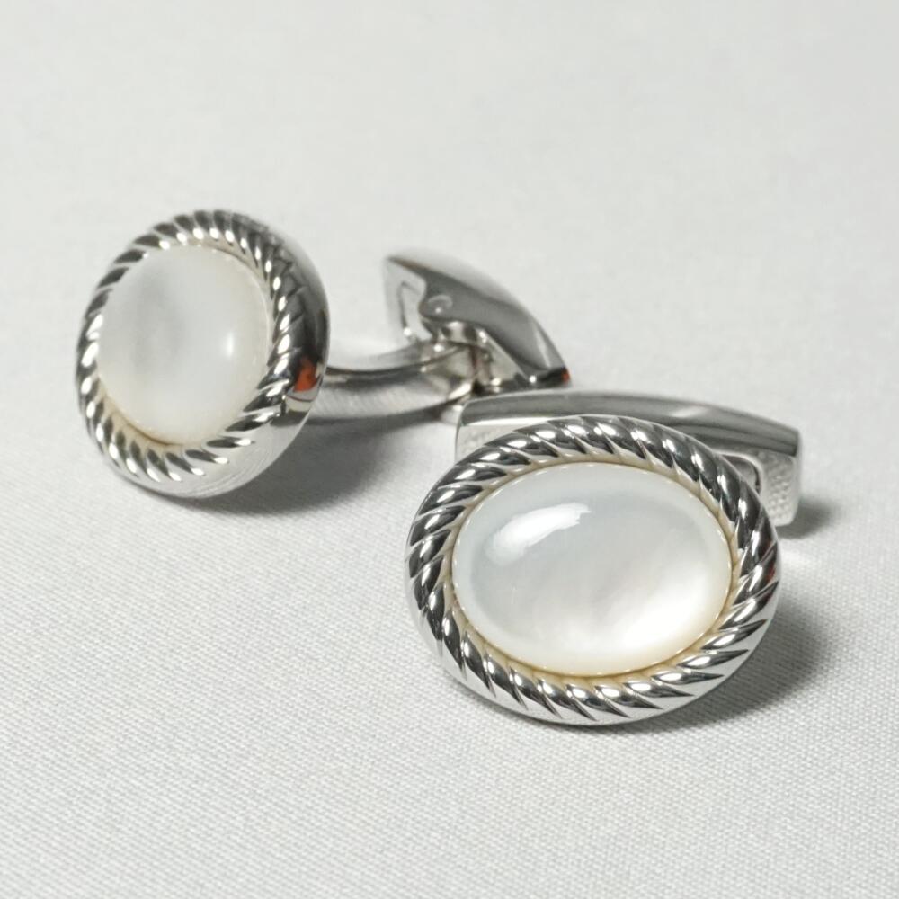 カフスリンク カフリンクス | 白蝶貝 SIMON CARTER サイモンカーター サイモン・カーター Charles MoP Cufflinks CHARLMOP 連合王国ブランド名 折り返し 白 貝 フォーマル メンズ 成人男性 背広 プルオーバー 礼装 御芽出度 一般受け 差し上げ物 20代 30代 40代 50代 貨物輸送無料 cs616-3