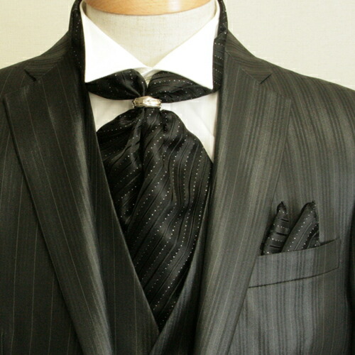 アスコット五分五分 袈裟 旗がしら書き割り ☆ 黒 黒いこと 縞模様柄 ラメ入り口・入口 ☆ 地絹100％ ☆隠し旗がしら＆輪っか付き添い人 日本製 アスコット 五分五分 輪っか 旗がしら書き割り フォーマル メンズ 華燭の典 ST006