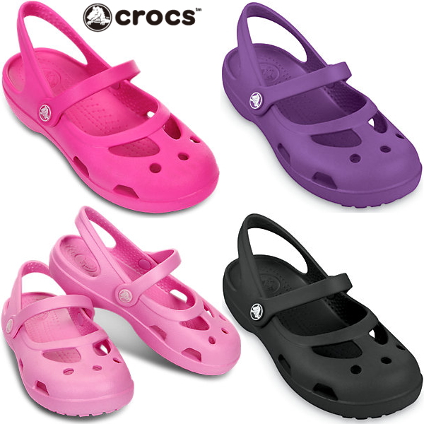 red lined crocs