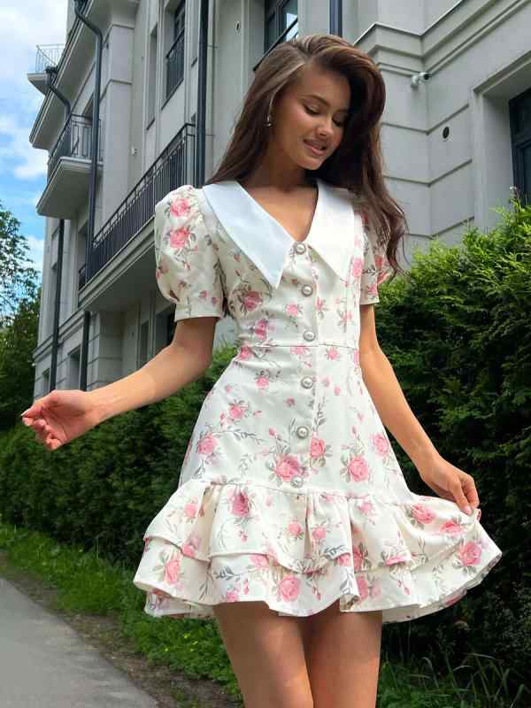 レディース ワンピース Vネック 泡泡袖 短袖 春夏 花柄 ピンク ブルー Aライン ハイウエスト 荷叶エッジ 花辺 修身 ポリアエステル 甘め 清新 森ガール 休? カジュアル 植物プリント ピンチプレーツ セットオン ポケットレス プルオーバー 膝上