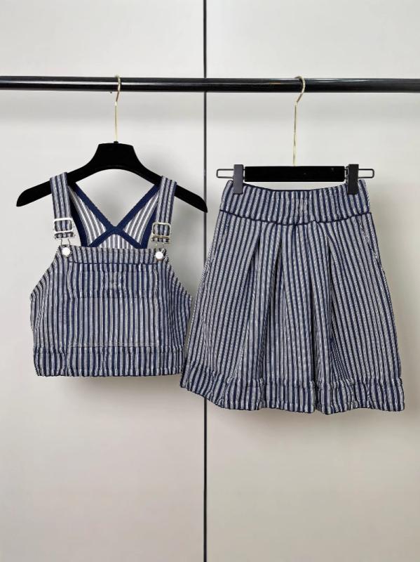 レディース トップス スコート 仕かける 綿 原料品 条紋 柄 筋目 絵図面 無袖 吊り帯 表現スタイル 真っただ中丈 半袖風 綿織物 95% 以上 認知的内容 私服刑事 表現スタイル 小香風 吸気 夏 時季 心地よい 普段使い走り 膝丈 太陽面爆発 シルエッ