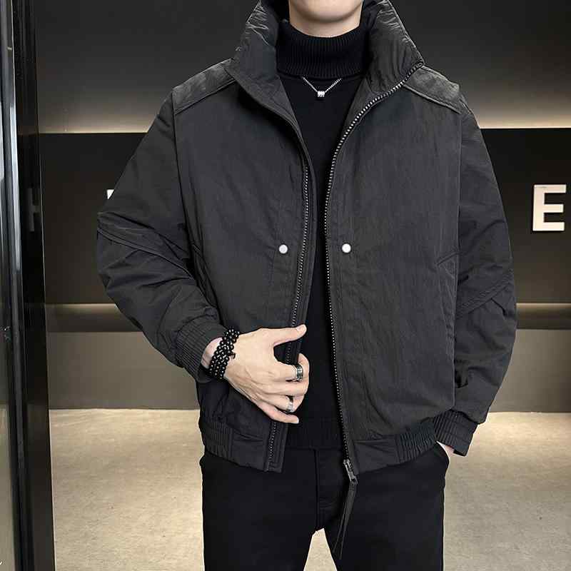 メンズ 落ちこむ上衣 短丈 軽さ 薄っぺら 冬 朦々たる 保暖 工装風 立襟 厚地の外套 黒 軍緑 練り合わせる型 決まり切った丈 根本原理款 拉? 抗寒 白?? 詰め直す 86-90% 650 蓬松 化?混? ポリエステル100% 裏地 ポリエステル100% 碎花柄 韓風 口袋 かざり付ける