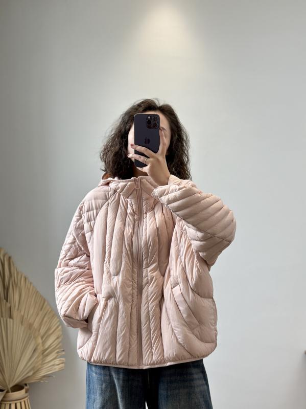 羽?服 レディース 短か目 韓国風 ゆったり ボンネット付き添い人 御前上等感 落ちこむ上衣 薄っぺら アウター サクラ色 黒 好いたらしい 休間 ロング捩り 決まり切った丈 衣嚢 ファスナー 秋冬 作物風 返り咲き 挿肩袖 51-100g 詰め直す 白鴨絨 86-90% 含絨量 中厚 2
