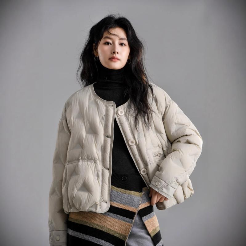 レディース 羽?服 冬 黒 赤 米白 秋香黄 短款 向こう見ず ?・覧 ?松 ?? 長袖 単排扣 返り咲き風 ?? 白?? 90% 都合よい 中厚