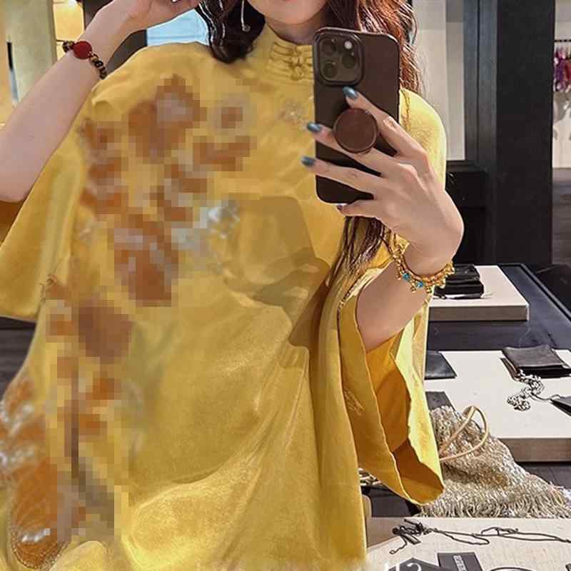 刺しゅう ティーシャツ レディース 2025 夏 立体 刺しゅう ビーズ 管刺しゅう 大きめ ロングティーシャツ 七分袖 飛飛袖 尖襟 盤名取り草 根本規範款 広広とした影ぼうし 中長丈 精神状態 通い 米白 翡翆緑 天竺 レイヨン 衣料繊維 幾何学学 刷り上げる 単排 名取り草 50-70%