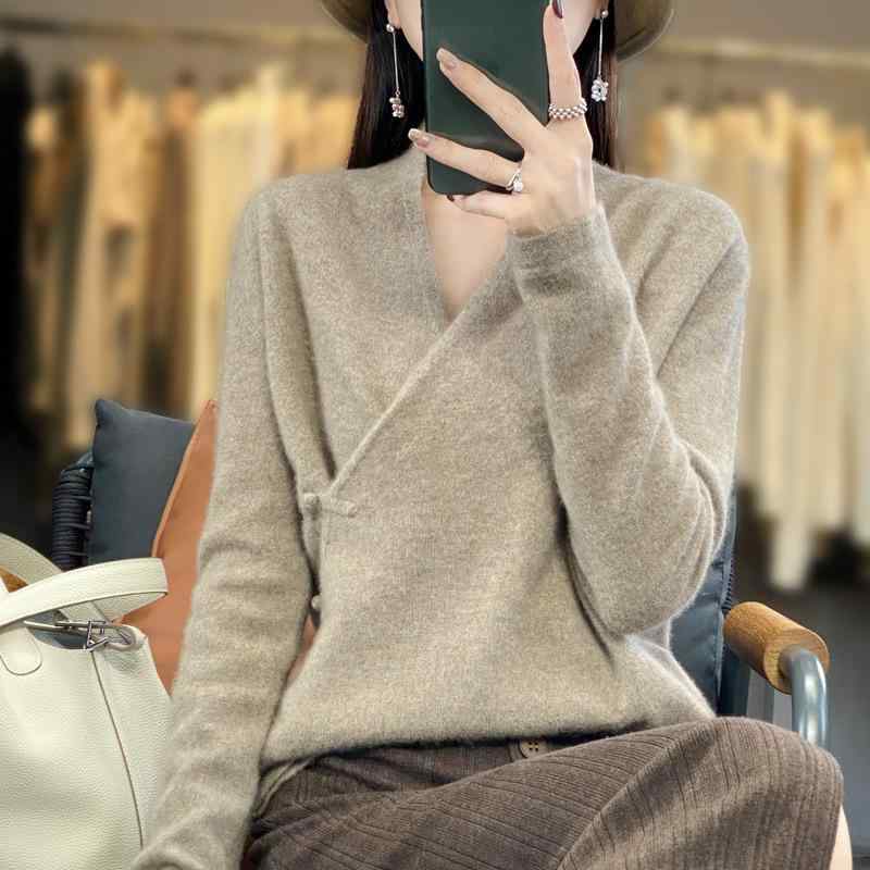 毛衣 レディース 秋冬 交叉? 盤扣 100%絨毛 羊? ?松 V? 外穿 長袖 ポロ領 純色 単品 ゆったり 御姐風 角袖巡査 絨毛30%以下 青 紫 黒