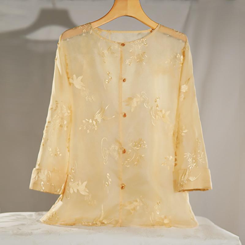 レディース シャツ 真絲 刺繍 飛燕柄 長袖 開衫 薄手 夏用 防紫外線 ボタン 丸首 ゆったり シルエット 普通丈 セットインスリーブ ニュートラル クラシカル 中国風 復古 デザイン 桑蚕絲 95% 以上 刺繍加工｜リメイクバディー