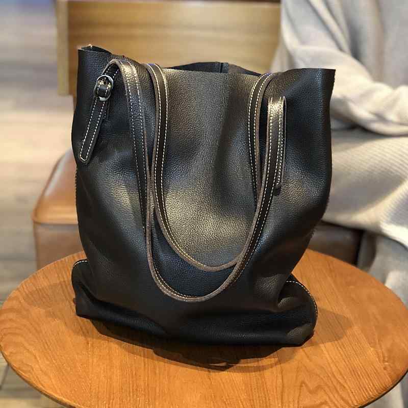 レディース バッグ トートバッグ ハンドバッグ ショルダーバッグ 女性用 真皮 頭層牛皮 大型 大容量 シンプル 縦型 スクエア 形状 ソフト ジッパー開閉 ステッチ デザイン 帆布 裏地 ステレオポケット ダブルストラップ 日常使い 黒 ブラウン 欧米|リメイクバディー