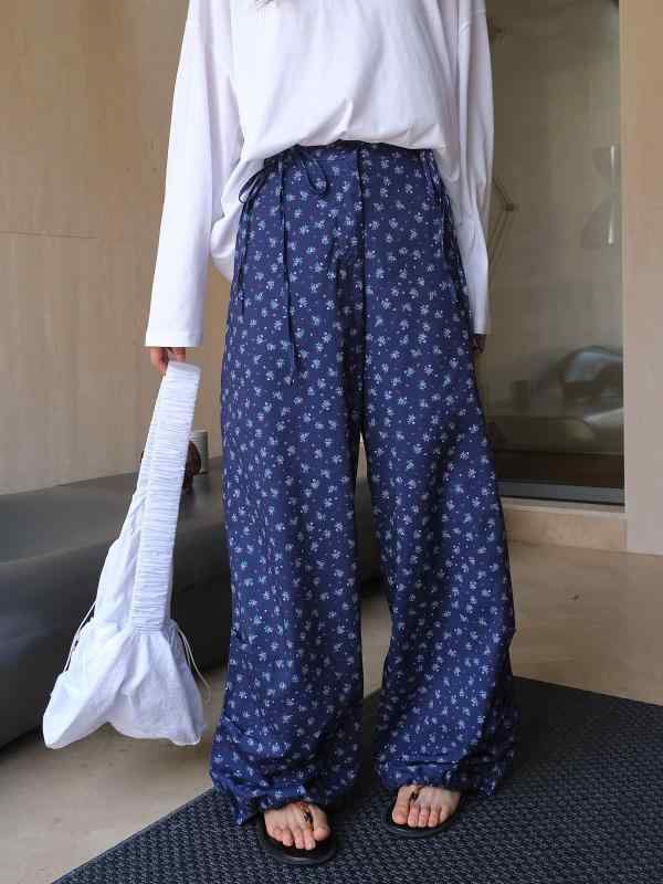レディース 広広としたズボン下 夏 お花柄 工装 クロップド 御機嫌酉の方角 薄っぺら ポリエステル 微弾力性 韓国風 デイリー ともし火 白いこと 米国海軍 軽さ ゆったり ロング丈 花柄 刷り上げる 冷やりとした ボトムス 流行り物