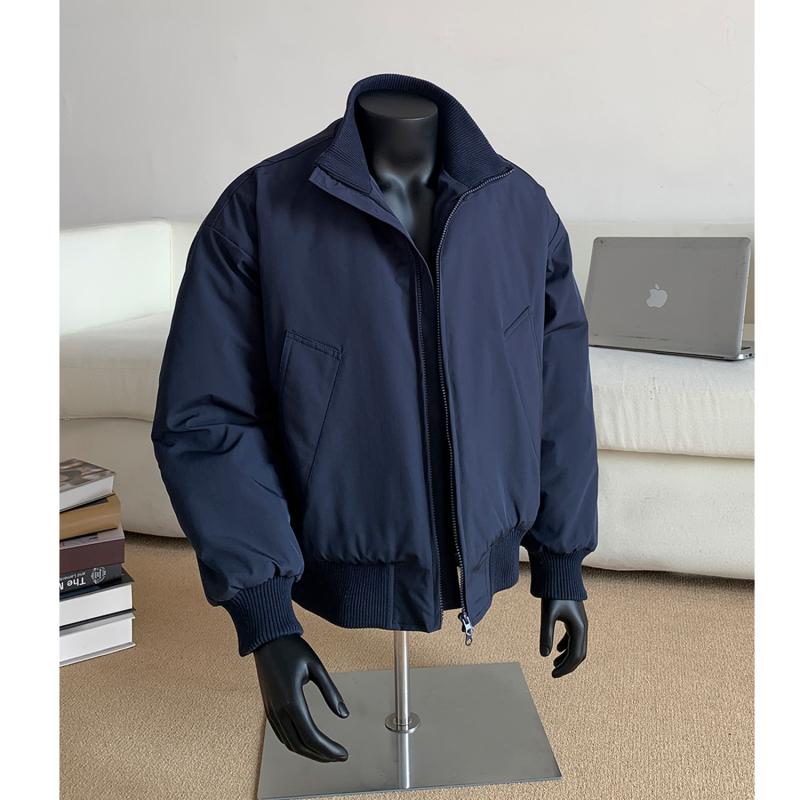 メンズ 厚地の外套 秋冬 立領 ジップアップ 綿服 ひな形 影ぼうし 流行り 百搭 ベイスボール服 アメリカン表現スタイル 潮牌 厚地の外套 透かし彫り柄 黒 軍緑 紺 茶 ポリエステル100% 朦々たる ゆったり 広広とした 側面隠し 直下? 免? ミシン編み目 休? 兄ちゃん