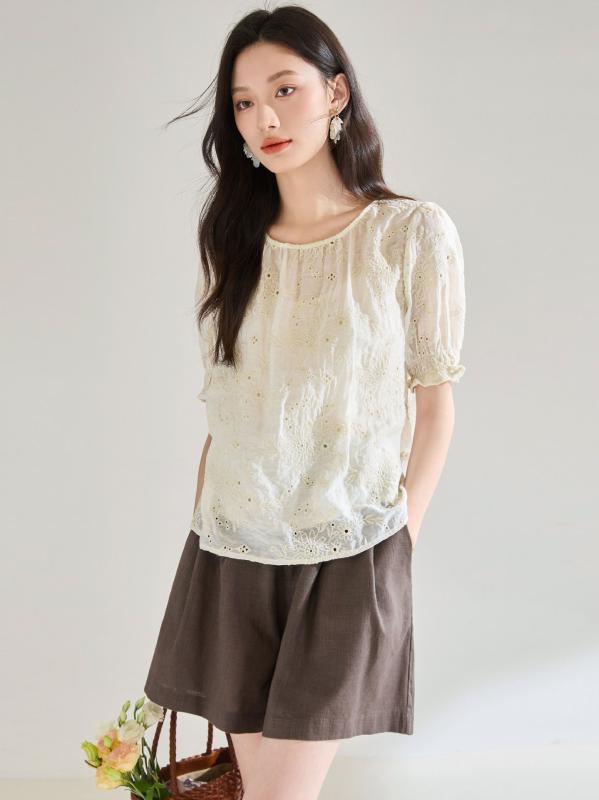 トップス レディース ティーシャツ プルオーバー トップ 夏時編み物 天? 十独居室 刺・墸 透かし彫り スピード競技 花柄 ラウンド素っ首 丸首 音の大きさ袖 軽気球捩り 杏 藍 体型覆いかぶせる ゆったり 成年者好いたらしい 心地好い 女子らしい 普段使い
