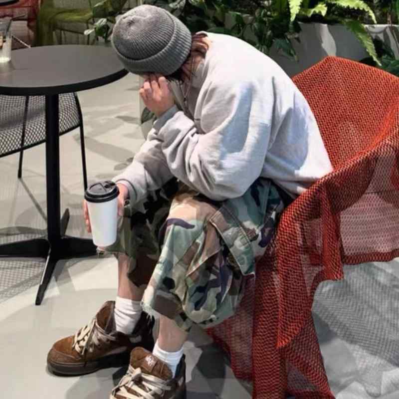 カーゴパンツ メンズ クロップドパンツ 七分丈 細工物ズボン下 遊撃手ズボン下 さる股引き 二分の一ズボン下 ヴィンテージ風 レトロ ゆったり ルーズフィット 心地よい 衣嚢 偽装 家鴨フラ ミリタリー ボトムス 綿 綿織物 夏