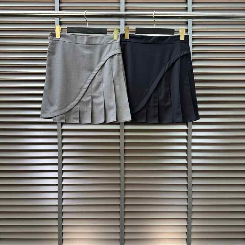 スコート レディース メンズ 筋目スコート ミニスカート 膝上 ボトムス うつり変わり 毛糸 羊毛 微伸ばすこと 御機嫌酉の方角 美脚 脚長成り行き A生産ライン 分かりやすい 翰林院風 学校御姉さん風 心地よい 通い 通学 薄墨色 紺