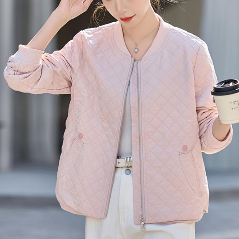 上衣 レディース ベイスボール服 アウター 上衣 前掛け 厚地の外套 トップス 心地よい 年月 長袖 丸首 短か目 丈 遊撃手丈 キルティング 斜方形 ファスナー ファスナー 無地 衣嚢 うつり変わり ゆったり 羽織り 体型押しかぶせる 米白 サクラ色 カーキ