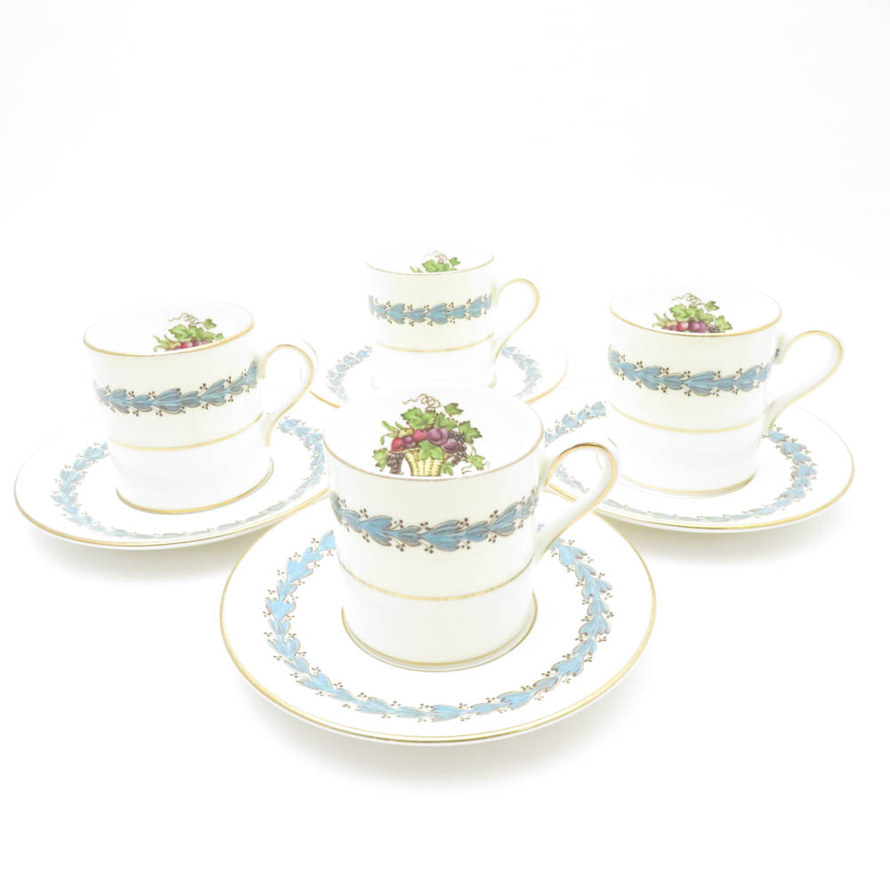 WEDGWOOD ウェッジウッド アップル部屋の入り口 デミタスカップ＆平円盤 4客 仕掛ける 珈琲 金彩 黒壺 連合王国 SU10843U1 【中古】