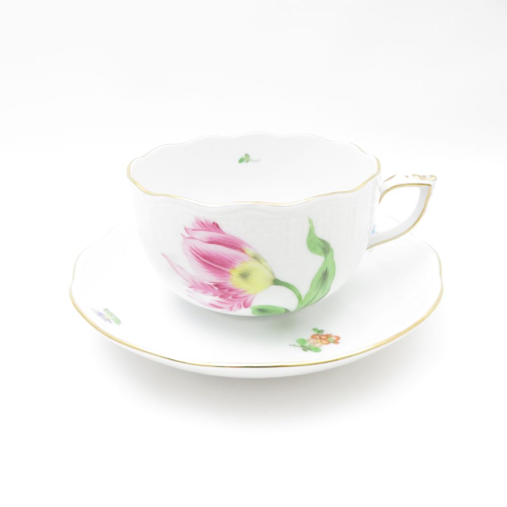 美品 Herend ヘレンド バコニーの春 PDB 724 紅茶優勝杯＆平円盤 1客 キティサクラ色 金彩 白磁 ハンガリー共和国 SU11990S2 【中古】