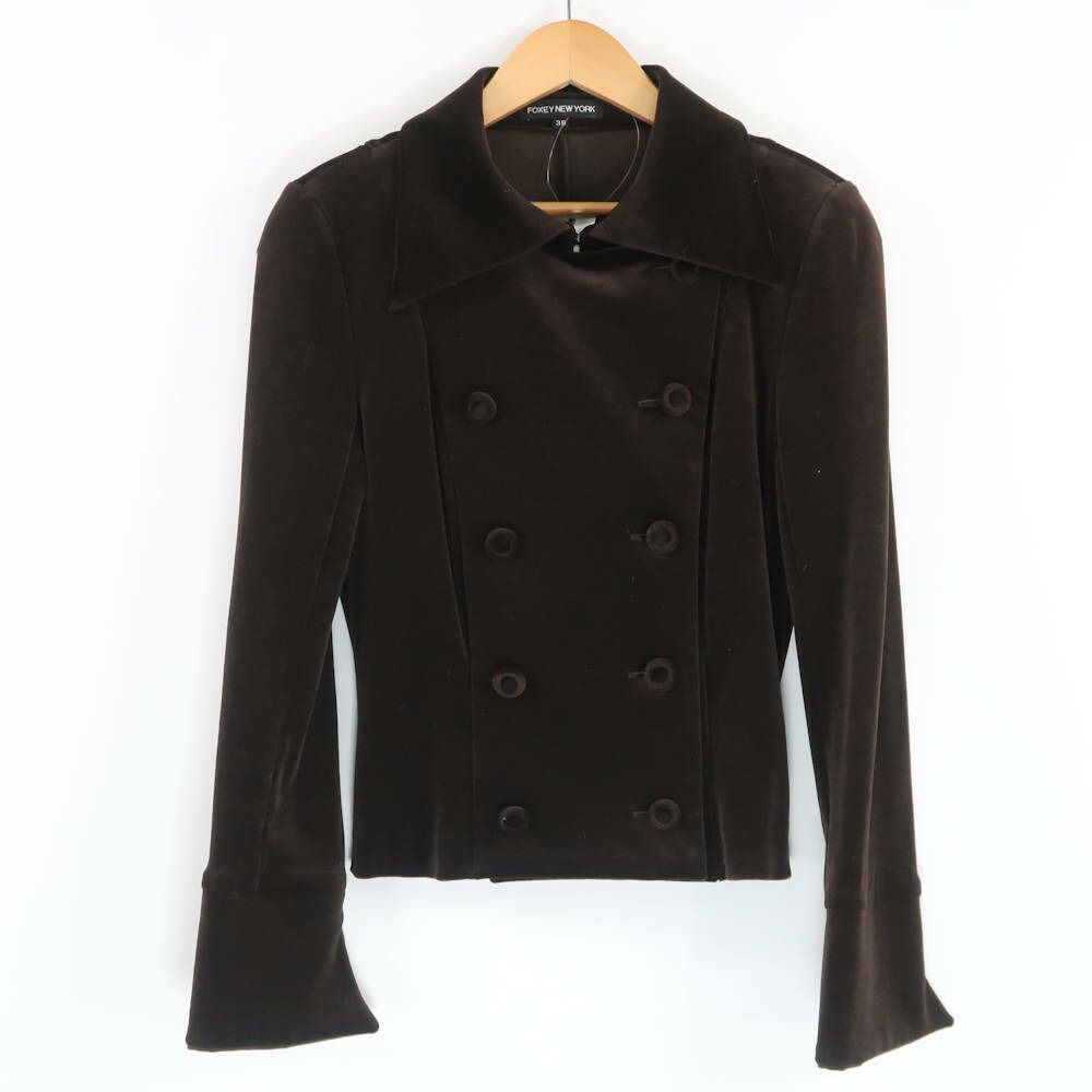 美品 FOXEY NEW YORK ラッフルトリムスリーブティー ホワイト 美品 FOXEY NEW YORK ラッフルトリムスリーブティー ホワイト