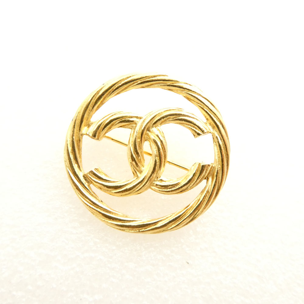 美品 CHANEL シャネル ココマーク 丸型 ヴィンテージ ブローチ 楽天市場】シャネル ココシャネル ブローチ ブラック シルバー