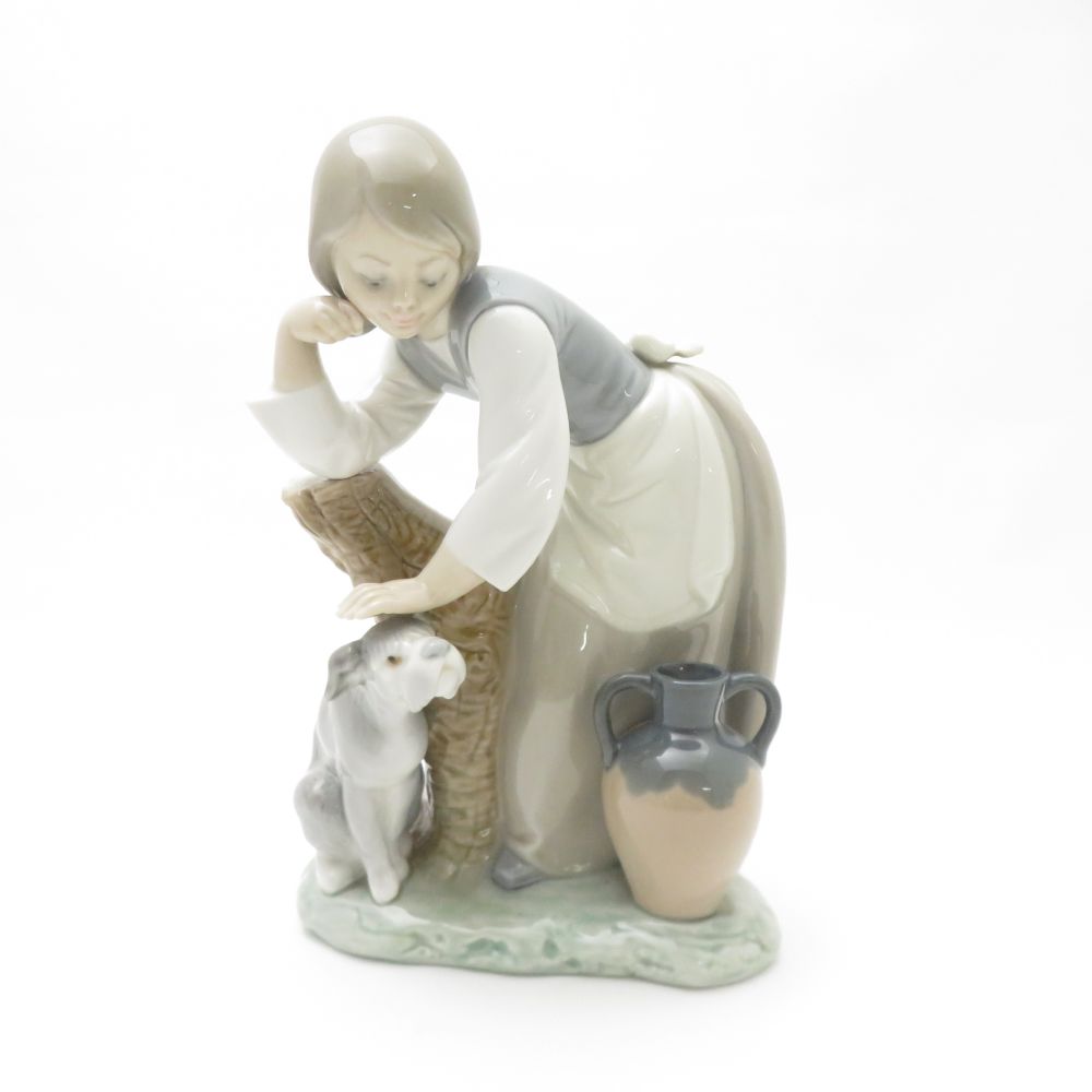 リヤドロ　可愛い仲間　犬 楽天市場】LLADRO リヤドロ 可愛い仲間 6985 犬 フィギュリン 中古