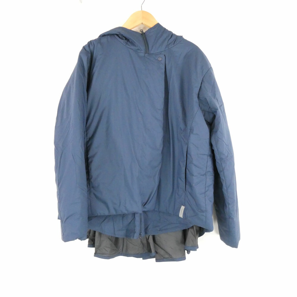 美品 DANSKIN ダンスキン DC321306 アレグロインサレーションジャケット M ナイロン100％ ティールブルー フィットネス レディース AC1735A16 【中古】