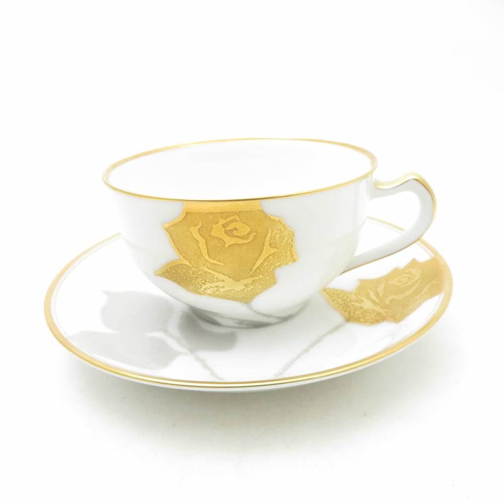 美品 OKURA 大倉陶園 金蝕薔薇 優勝杯＆平円盤 紅茶・珈琲兼用 ローズ サクラ色 金彩 SC10837A3 【中古】