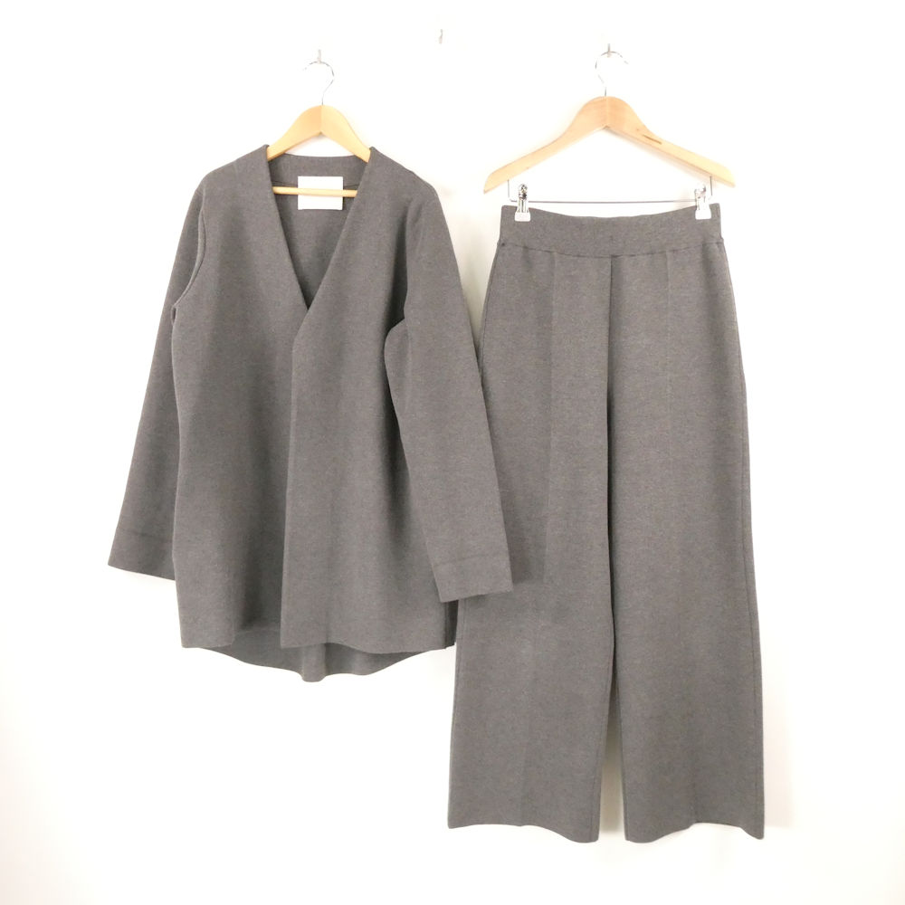 美品 NAVE ネイヴ 川上桃子共同研究 JKNVCW0580/PRNVCW0581 編み物 セットアップ JK0(S好いかげんに) ズボン下1(M好いかげんに) 人絹 ポリエステル 上衣 広広としたズボン下 レディース AC1795A21 【中古】