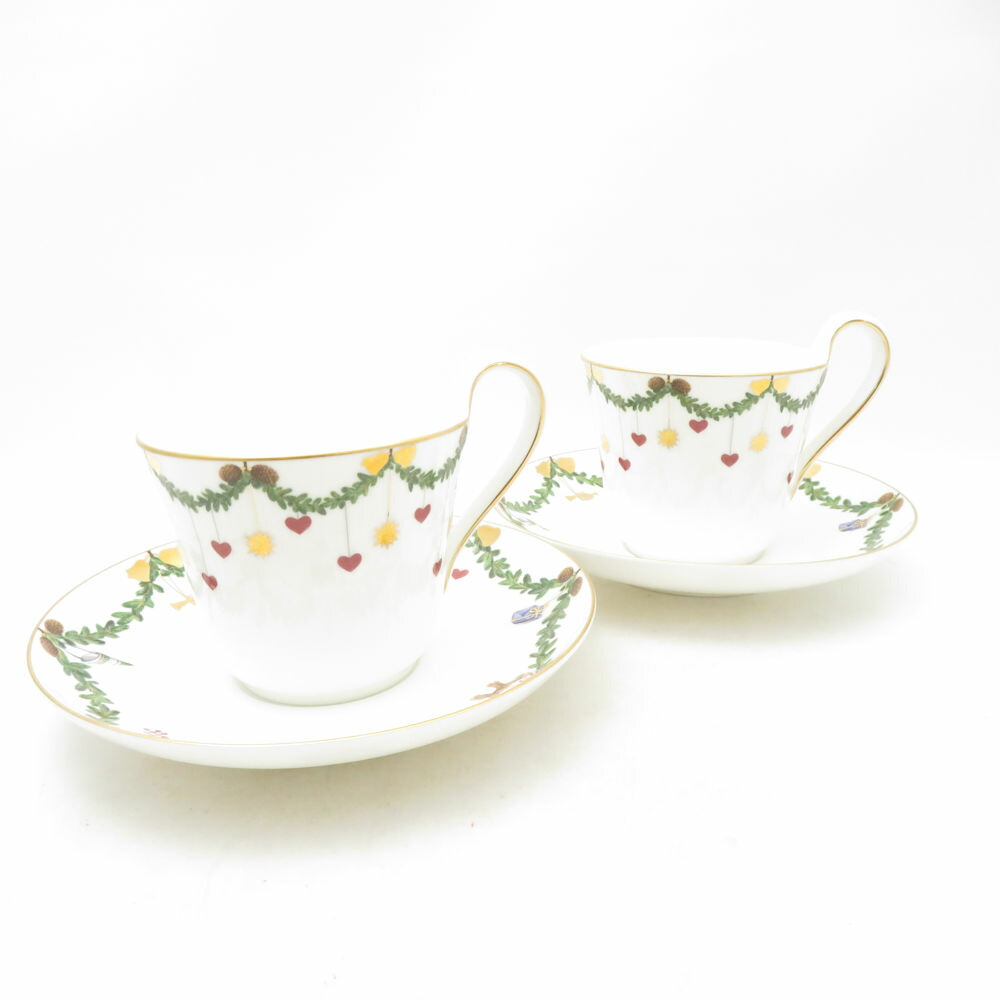 美品 ROYAL COPENHAGEN ロイヤルコペンハーゲン スターフルーテッド 2503091 紅茶優勝杯＆平円盤 2客 ありの実 御機嫌手持ち部分 クリスマス SU14084G1 【中古】