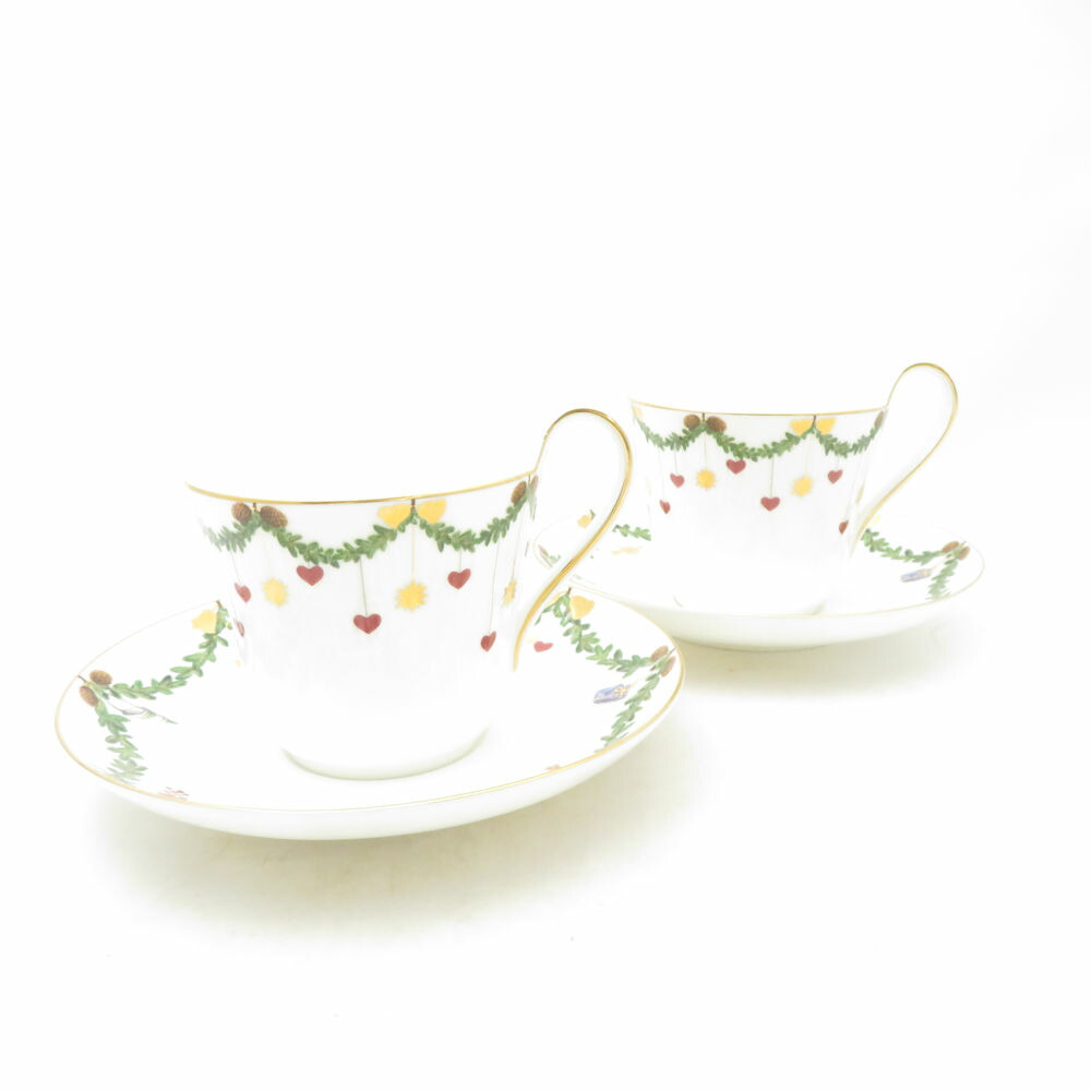 美品 ROYAL COPENHAGEN ロイヤルコペンハーゲン スターフルーテッド 2503091 紅茶優勝杯＆平円盤 2客 ありの実 御機嫌手持ち部分 クリスマス SU14085G1 【中古】