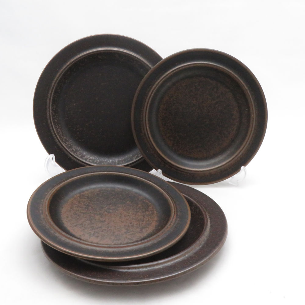 美品 ARABIA アラビア Ruska ルスカ 中皿 4枚 18cmプレートセット 茶 北欧 フィンランド SU14698E1 【中古】｜reMOVE 店