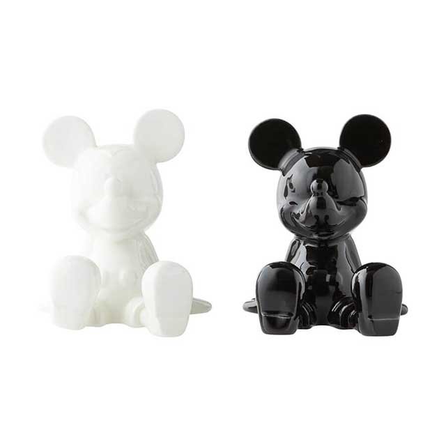 楽天市場 ソルト ペッパー ミッキー ブラック ホワイト Enesco Disney ディズニー ミッキーマウス Mickey 調味料入れ 塩 胡椒 しお こしょう キャラクター 食器 プレゼント ギフト 誕生日enesco社認定 日本正規総代理店 Renaissance Gift