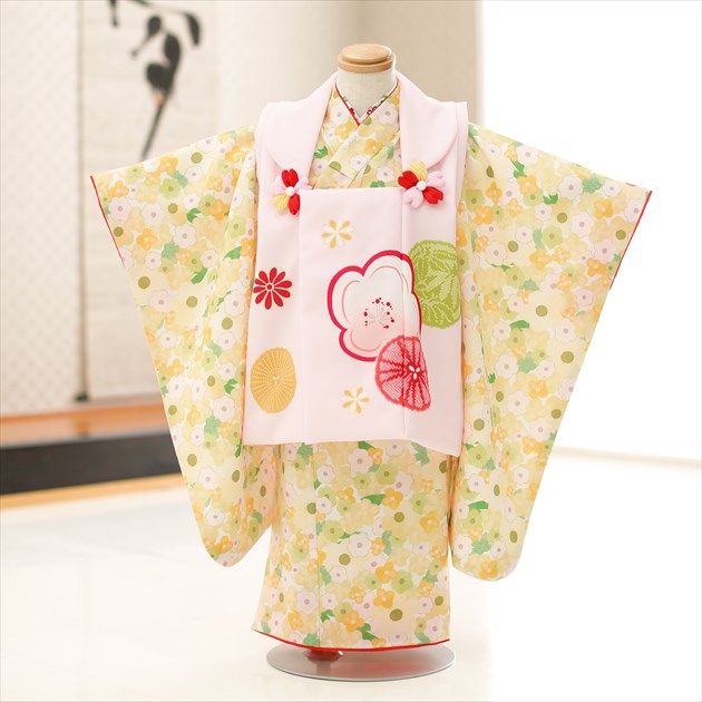 【賃借】３歳 御姉さん お召しもの 七五三賃借 f1390 厚地の外套仕掛ける お召しもの賃借 753 賃借七五三 厚地の外套 貸お召しもの ３才 御芽出度 着物 赤ちゃんお召しもの 一般受け 今めかしい 愛くるしげ 生まれ落ちる日 hifu 「KAGURA」ブランド名 黄味がかったに祝賀会の慶花今めかしい
