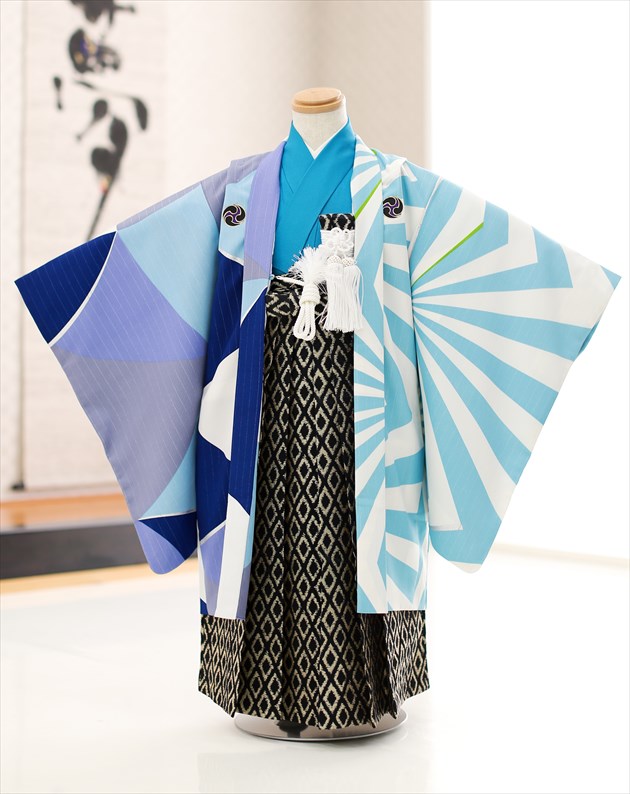 七五三 ５歳 お坊っちゃん 御召しもの賃貸 d5287【753賃貸】袴賃貸 七五三フルセット 貸御召しもの 卒園式 小わっぱ御召しもの 羽織袴 御芽出度 5才 七草祝い事 初詣 かっこいい 一般受け 今めかしい レトロ 御膳上等「蒼」ブランド名 水色に冷やりとした今めかしい【賃貸】