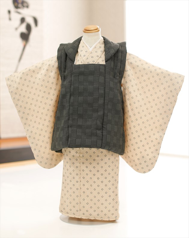 七五三 ３歳 お坊っちゃん お召しもの賃借 df035 厚地の外套仕掛ける 赤ちゃんお召しもの 753賃借 貸お召しもの でき事 御芽出度 三歳 一般受け 男 初詣 生まれ落ちる日 愛くるしげ 今めかしい 2022 映し絵読みものお持て成し「花わらべ」ブランド名 ベージュ翠緑×シンプルモダン【賃借】