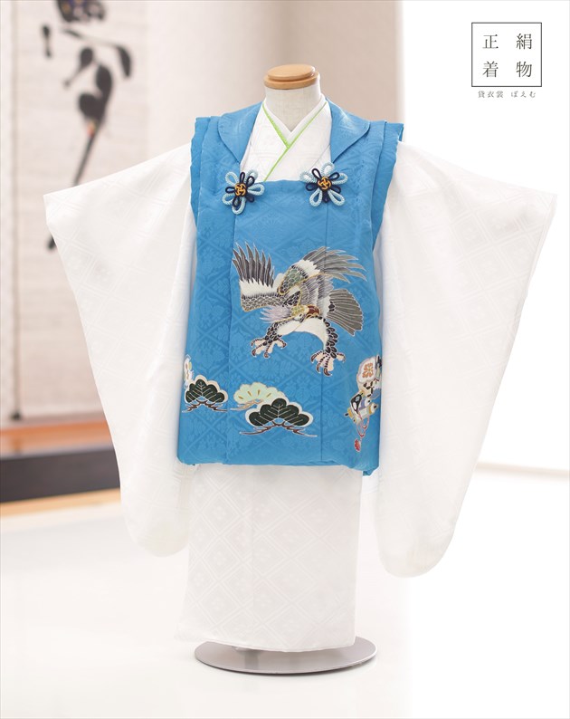 七五三 ３歳 男の子 正絹 着物レンタル df070 被布セット 子供着物 753レンタル 貸衣装 イベント 結婚式 三歳 人気 男 初詣 誕生日 かわいい おしゃれ 2022 上品 フォトブックプレゼント「高級正絹着物」 白地に慶び金彩飛翔鷹【レンタル】