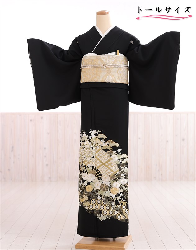 A49限定価格！☆未使用新古美品☆ 「3L」結婚式 金彩 豪華 黒留袖6点セット 黒留袖〔金通しの段模様〕｜着物レンタルあき (来店着付け無料